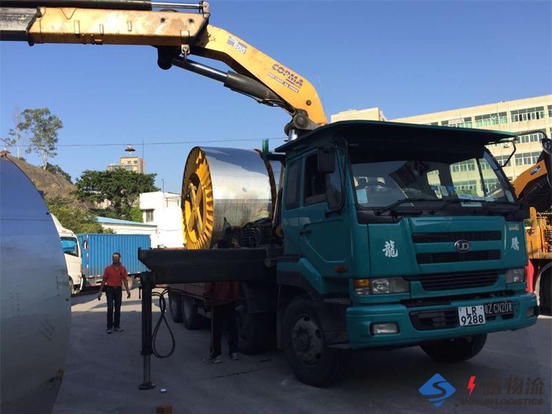 深圳到香港的吊機(jī)車；深圳到香港吊臂車運(yùn)輸；大陸到香港吊機(jī)車運(yùn)輸
