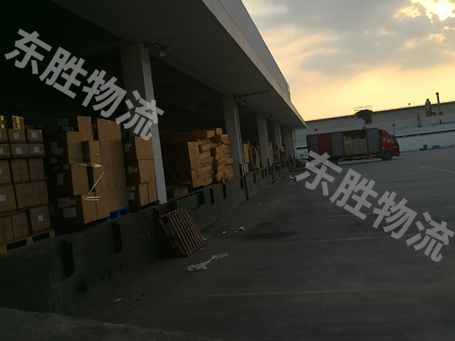 出口物流有風(fēng)險(xiǎn)，讓我們一起探討探討出口風(fēng)險(xiǎn)有哪些？東勝物流；深圳到香港物流,香港物流專線,深圳香港進(jìn)出口,中港物流,香港深圳貨運(yùn)運(yùn)輸-深圳市東勝物流有限公司