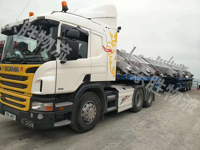 什么是工程運(yùn)輸車輛？工程運(yùn)輸車輛到香港需要注意哪些？深圳到香港物流,香港物流專線,深圳香港進(jìn)出口,中港物流,香港深圳貨運(yùn)運(yùn)輸-深圳市東勝物流有限公司
