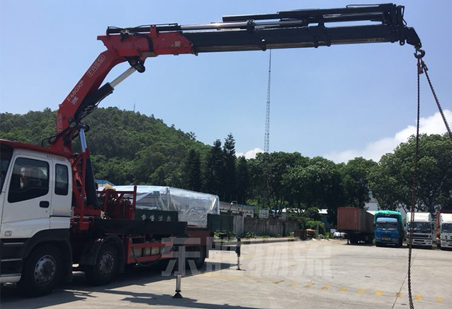 中港物流--無紙通關(guān)出口出口需要的步驟；深圳到香港物流-香港物流專線-中港貨運(yùn)物流運(yùn)輸專線-佛山到香港物流專線-一般貿(mào)易進(jìn)出口報(bào)關(guān)代理-倉儲(chǔ)配送-深圳市東勝物流有限公司